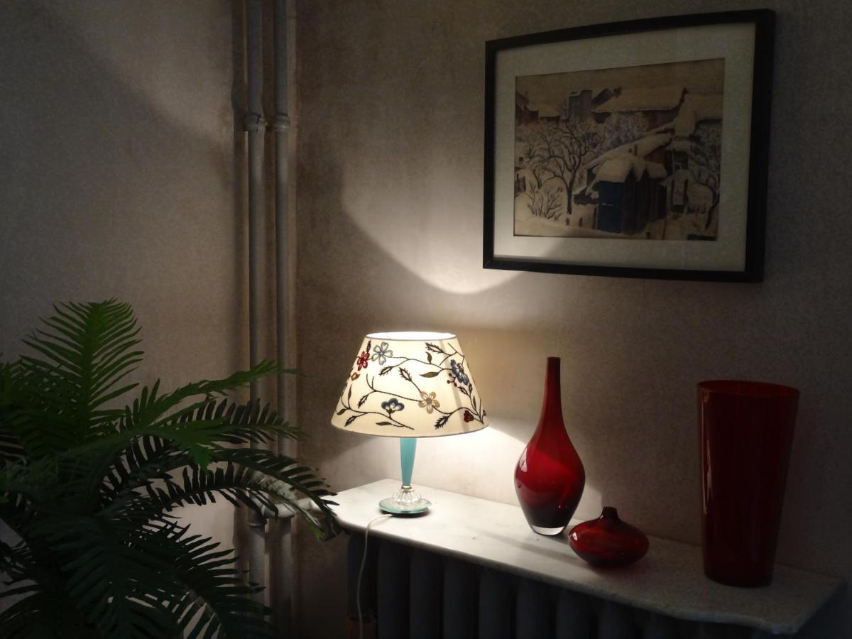 Les Remparts Bed & Breakfast Capestang Bagian luar foto